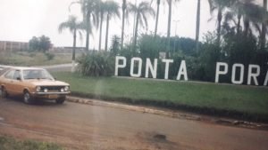 começou a acampar utilizando um carro para conseguir levar todas as tralhas